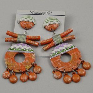 Vintage Courtney G Folk Art Wooden Pierced Dangling Earrings